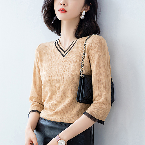 배색 브이넥 자카트 니트