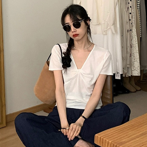 ◈[당일발송] 브이넥 꼬임 썸머 니트탑