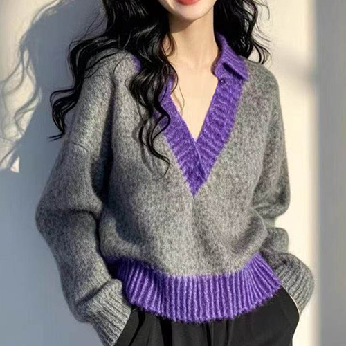 배색 오픈카라 브이넥 니트