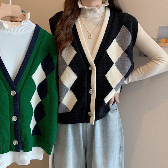 브이넥 아가일 니트 베스트