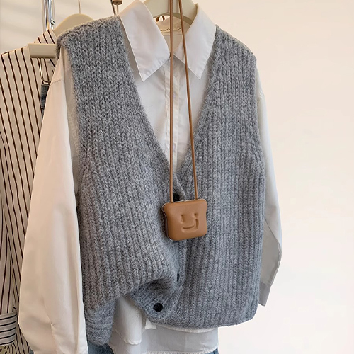 데일리 포근 브이넥 니트 베스트