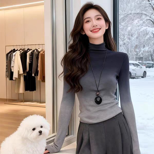 그라데이션 폴라 여리핏 니트