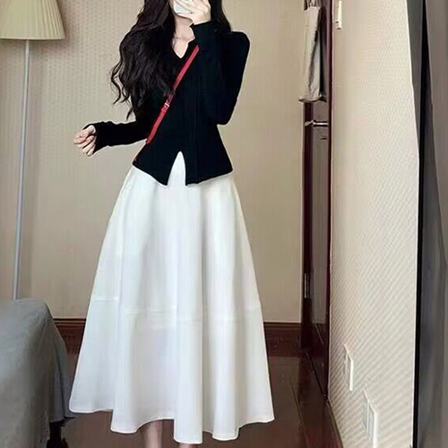 ◈[당일발송] ★월요특가 자정마감 50%★브이넥 여리 티셔츠+A라인 플레어 스커트 2SET