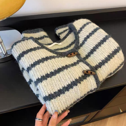 ◈[당일발송] 줄무늬 토글 세미크롭 니트 가디건