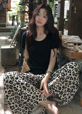 꾸안꾸 레오파드 밴딩 벌룬핏 와이드 팬츠