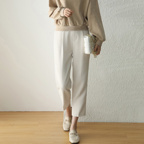 포켓 포인트 베이직 아이보리 일자핏 슬랙스