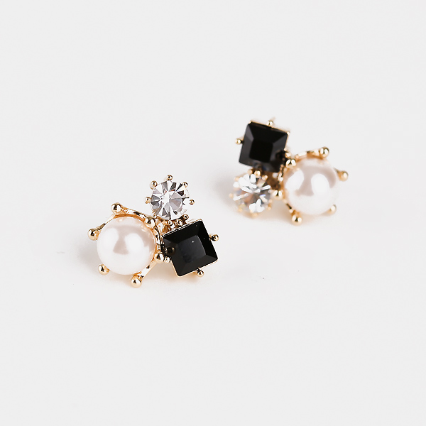 ��ǰ�̹���