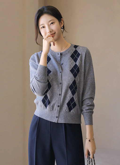 에이브 팬시 데일리 아가일 니트 라운드 가디건