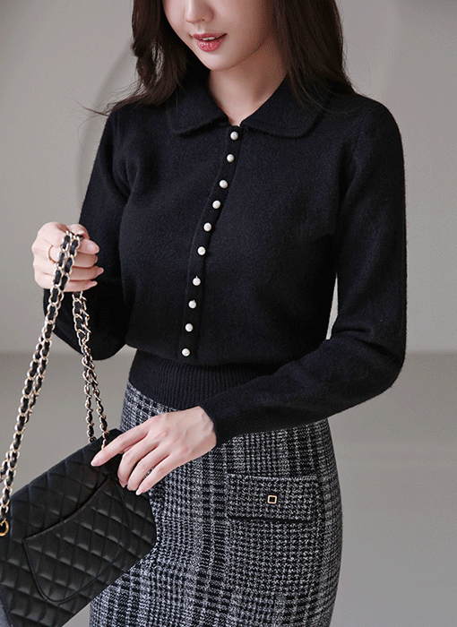 페인디 진주 버튼라인 도톰 카라 니트