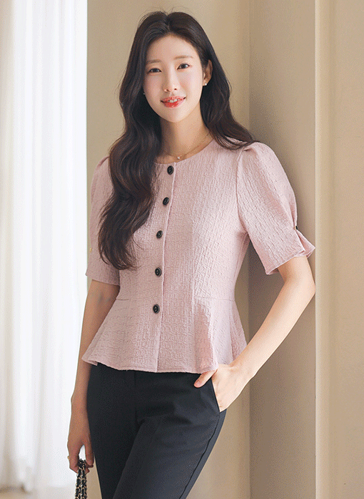 [루이스엔젤] 블러스 사각사각 쟈가드 꽃잎 소매 페플럼 자켓 블라우스