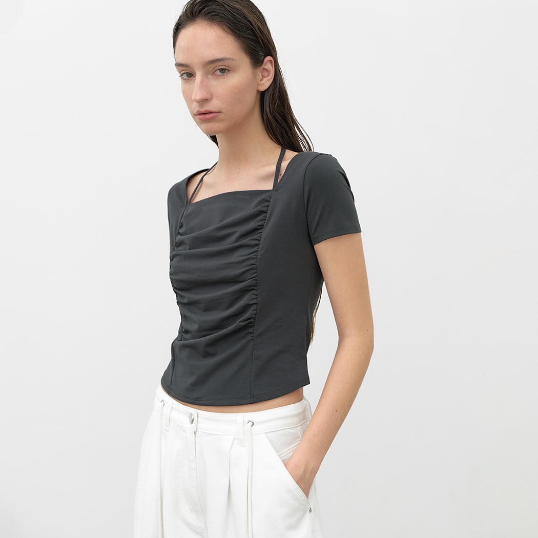 ☆人気☆【BOHEMIAN SEOUL】☆SHIRRING HALTER WARME.R T☆ ☆人気☆【BOHEMIAN SEOUL】☆SHIRRING HALTER WARME.R T