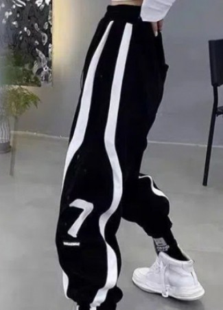 ǰ 