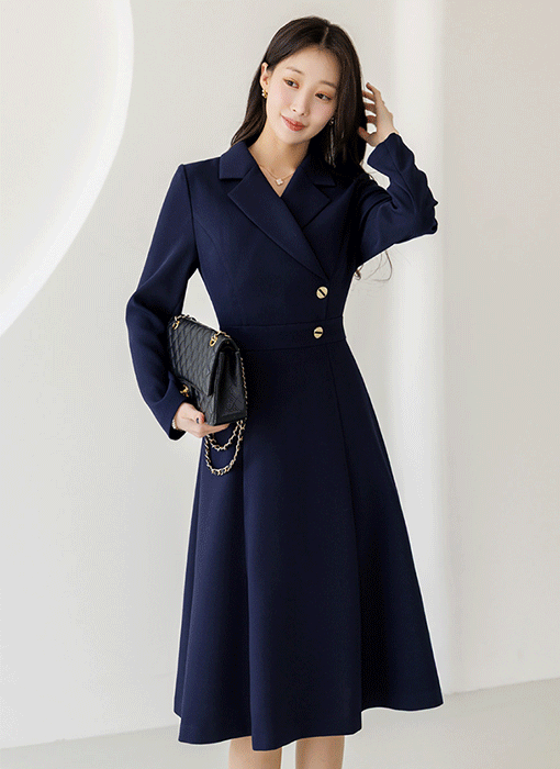 [루이스엔젤] 클로라 랩 디자인 투버튼 테일러드 카라 미디 A라인 플레어 원피스