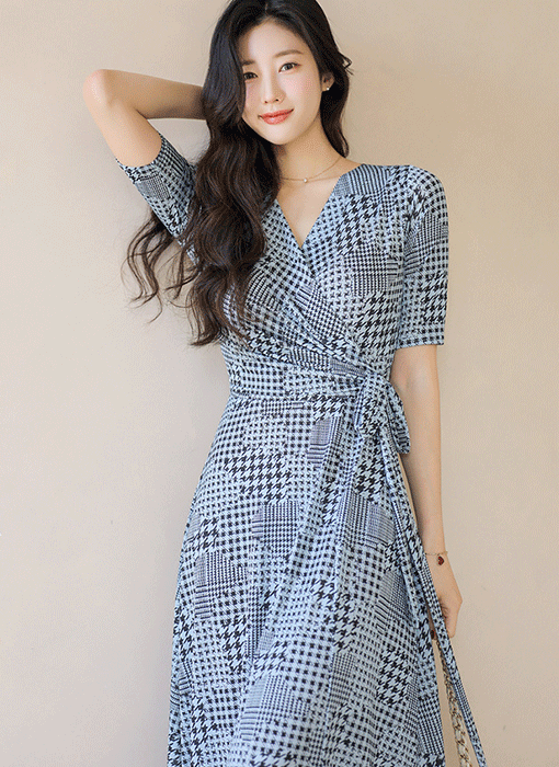 랩 디자인 A라인 롱 플레어 밑단트임 하운드체크 원피스