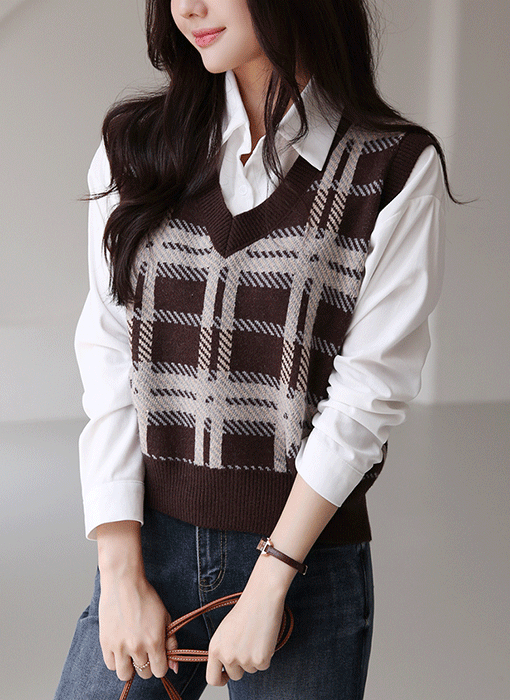 [세트] 브엔뉴 톡톡 셔츠&체크 브이넥 니트 베스트 투피스 세트