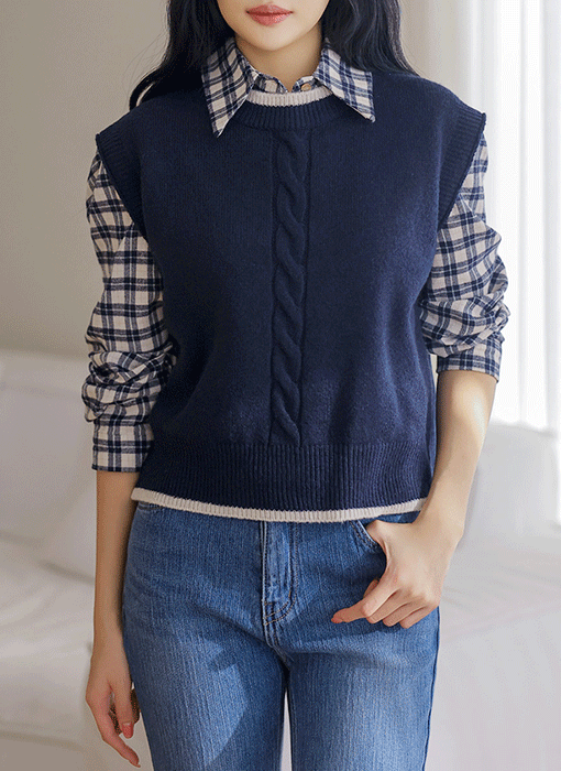 [Theonme] 세즈아 백트임 리본 울 배색 꽈배기 니트 베스트