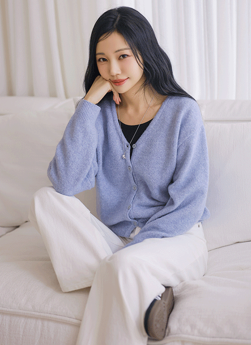 [Theonme] 알리드 울 포근 루즈핏 브이넥 니트 가디건