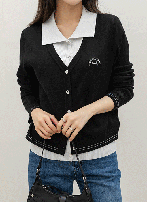 더블러 자수 포인트 이중 레이어드 배색 카라 니트 가디건