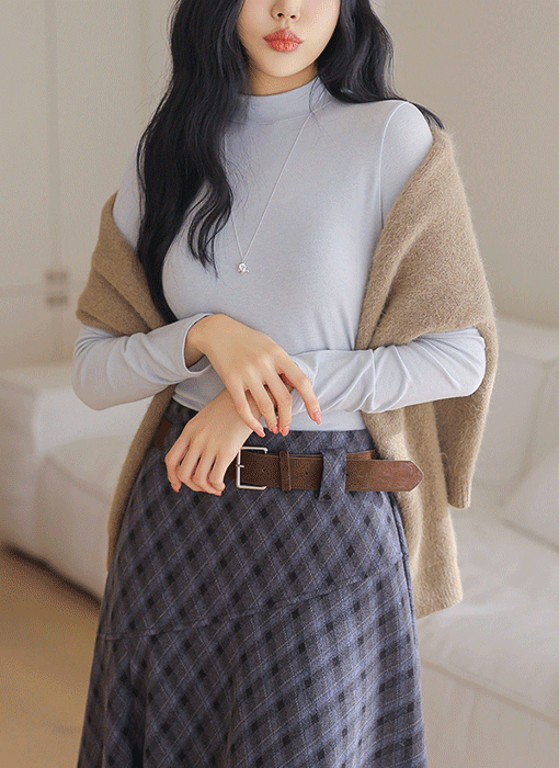 [Theonme] 드리엘 쫀득 스판 레이온 반폴라 티셔츠