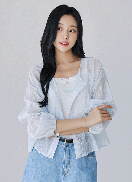 [Theonme] 퓨리 레이스 라운드넥 셔츠&리본 자수 레이스넥 나시 투피스 세트