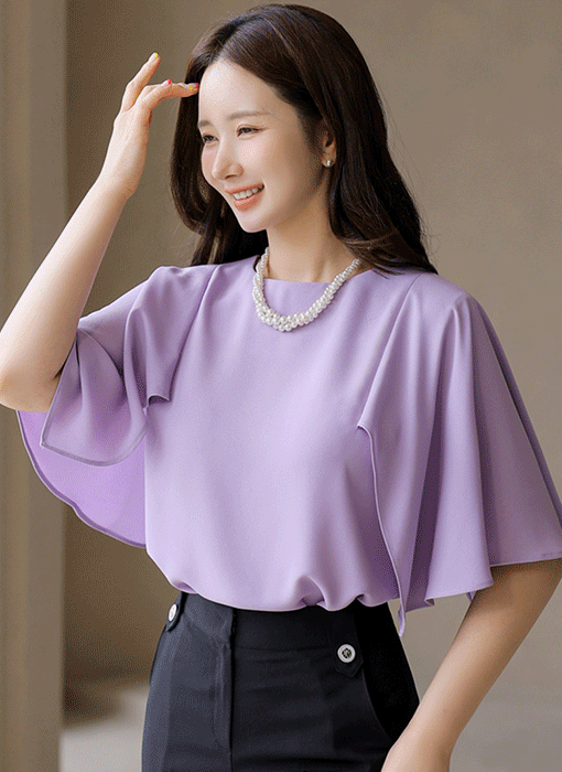 로이스 케이프 스타일 날개 소매 셔링 블라우스