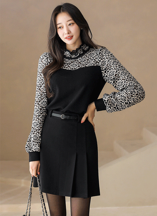 [루이스엔젤] 라엘라 투톤 기모 레이스 하트 라인 배색 블라우스