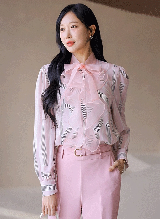 헤니엔 쉬폰 셔링 러플 리본 넥 기하학 스트라이프 블라우스