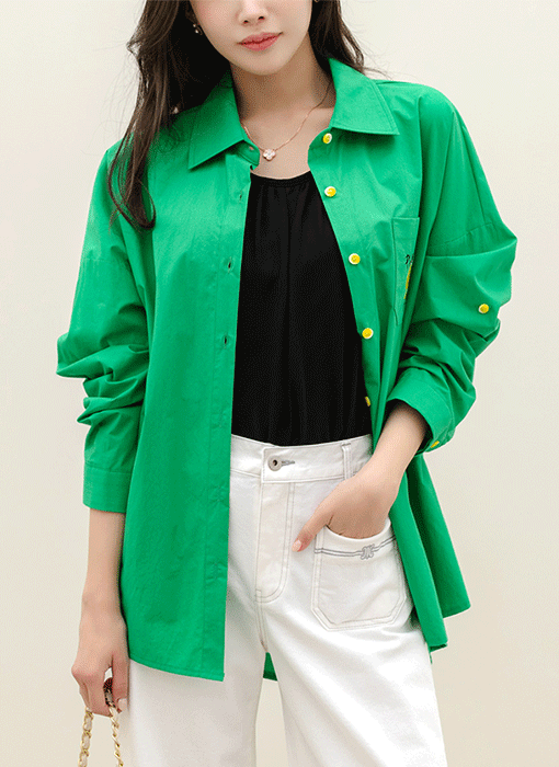 케디프 비비드 컬러 스페이드 자수 세미오버핏 카라 셔츠 남방