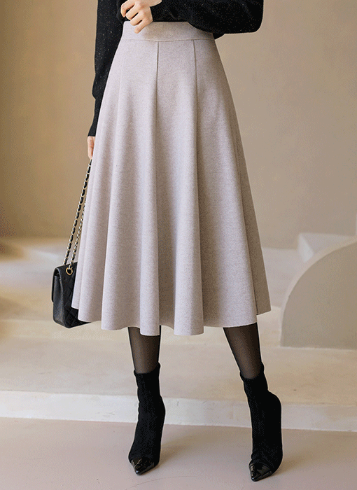 [루이스엔젤] 델마 도톰 포근 터치감 A라인 절개 플레어 롱 스커트