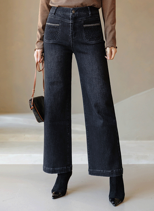 스텔로 다이아 퀄팅 샤이닝 체인 라인 세미 와이드 일자 데님 팬츠